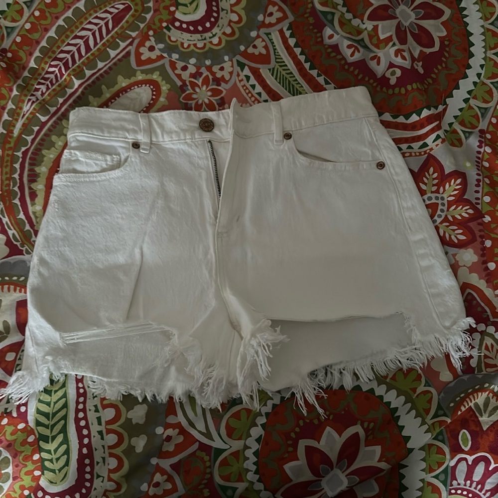 High waist cut-off shorts